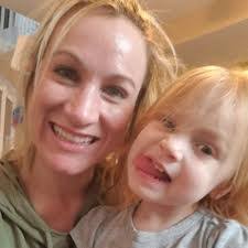 Jessica Saylor's Instagram, Twitter & Facebook