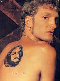 Dude is a magician with a needle man! Layne Staley Is My God
