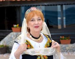 Valeriu sfetcu aducea acuzaţii grave cântăreţei de muzică populară: Cantareata De Muzica Populara A Murit Stirile Kanal D