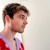 A list of who Sebin Scaria Thomas is following