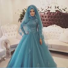 Iki melez, önyargı mağduru insan, savaş şartlarının da etkisiyle izole bir hayat sürüyorlar, ikisi de ayrı ayrı. Elegante Ballkleid Brautkleider High Neck Langarm Muslin Brautkleider Spitze Appliques Bodenlangen Vestido De Noiva Lange Vestido De Noiva De Noivabridal Gown Lace Aliexpress
