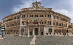 Possesso dei requisiti per la presentazione della domanda. Concorso Camera Dei Deputati 2020 Bando Per 50 Assistenti Parlamentari