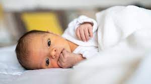 Your baby will give you several signs to show that they are hungry, and if you don't understand it, you might think they are having pain or discomfort. How Can You Tell Your Baby Is Hungry Watch For These Baby Hunger Signs