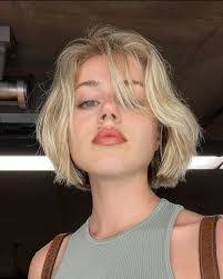 Maggie Lively's Instagram, Twitter & Facebook