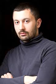 De vorbă cu Gabriel Geller despre genți și accesorii din piele