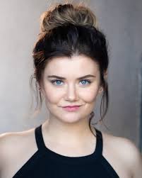 Danni Phillips (@daniellee.phillips) • Instagram photos and videos