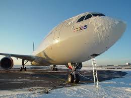 Sas Airbus A330 300 With Cockpit Access Ladder Extended Airbus Scandinavian Airlines System Aircraft Pictures