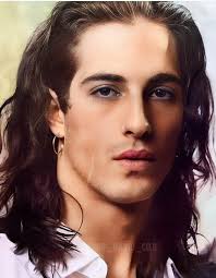 🔗: bit.ly/4pplftY Dove Cameron and Damiano David are getting married! 🥹💍  📷: DOVE/Instagram