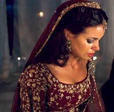 One Night With The King Hadassah S Queen Esther S Crimson Sari Gown Queen Esther Greek Fashion Queen Costume