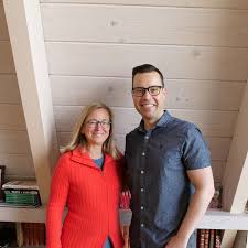 Oceanic in its rhythms and understanding, brilliant in its use of language and image, moving in its largeness of spirit, compelling in its narrative scope and style. Kim Scott Care Personally Challenge Directly With Radical Candor Jordan Harbinger