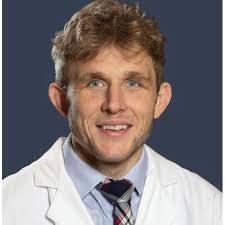 Len Farace's Instagram, Twitter & Facebook