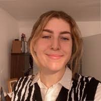 Hollie Dillon's Instagram, Twitter & Facebook