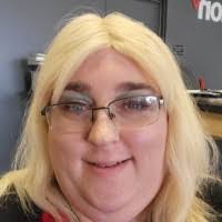 Sydney Dixon's Instagram, Twitter & Facebook