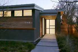 Some prefer this darkness of the black, especially if they also have wrought iron as part of their homes exterior. Grey Stucco Design Ideas Pictures Remodel And Decor Stucco Homes Modern Exterior House Exterior