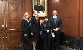 Tengku maimun, 59, started in the judiciary body as a judicial commissioner in 2006 and has been serving as a federal court judge since november last year. Tan Sri Tengku Maimun Tuan Mat Archives Kedutaan A S Di Malaysia
