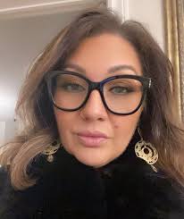 Emotional Wellness Therapy and Embodiment Coaching