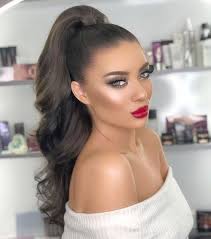 Son yıllarda görünen trendler arasında yüksek at kuyruğu olması ne güzel haber! At Kuyrugu Sac