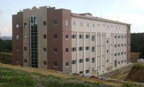 Sakarya üniversitesi tıp fakültesi artık ikinci mezunlarını verdi. Sakarya Universitesi Tip Fakultesi Haberi