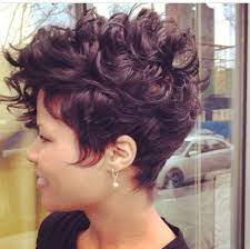 Love It This Is What My Hair Does Naturally In The Morning When I Get Up Might Have To Go With It Short Hair Styles Hair Styles Short Curly Haircuts