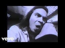 Ali Roller's Instagram, Twitter & Facebook