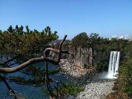日韓奇景大集合 8還違反了地心引力 kkday部落格 outdoor waterfall water