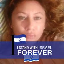 Памела Андерсон ? Это как так можно эволюционировать ?)))