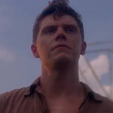 Evan Peters American Horror Story Season 4