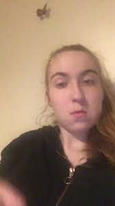 Leanne Weeks's Instagram, Twitter & Facebook