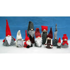 Ladda ner den här gratisbilden om tomtar på bordet jul gnome imp från pixabays stora bibliotek av fria bilder och videos. Tio Tomtar Alan Dart