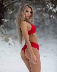 Summer Soderstrom - Free nude pics, galleries & more at Babepedia