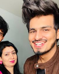 Hey you! Yes you, Don't forget to love yourself today! . Clicked and edit  by