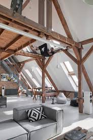 Ein Loft Inspiriert Dachgeschosswohnung Wohnung Wohnen