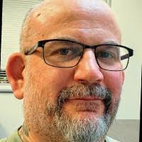 Darryl Muller's Instagram, Twitter & Facebook