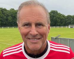 17 Sept 1997 Working out in the Gym are (L to R) Boro striker CHRIS TATE,  club physio JOHN MURRAY and trialist SCOTT BOYES