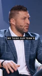 Elizabeth Bordonaro's Instagram, Twitter & Facebook