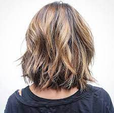 If you love the slick look and you prefer deep side parts, this is definitely one of the fall 2015 hair trends for you. Pin By Mae Amor On Je Me Coiffe Hair Styles Medium Hair Styles For Women Short Hair Styles