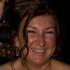 Debra Mangan's Instagram, Twitter & Facebook