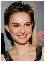Natalie Portman Natalie Hershlag En Hebreu נטלי הרשלג Dite Natalie Portman Nee Le 9 Juin 1981 A Je Coupe De Cheveux Coiffure Courte Cheveux Tres Courts