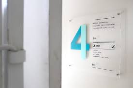 Bulan lalu dia bahagia, penyesuaiannya baik. Masa Depan Cerah School Wayfinding On Behance Wayfinding Signage Signage Design Wayfinding Signs