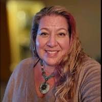 Tamara Van's Instagram, Twitter & Facebook