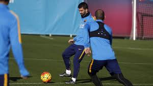 Endlich wieder high (ja,ja) doch keine zukunft deswegen depri. Arda Turan Steigt Vor Fc Barcelona Debut Auf Angepasste Nike Magista Opus Fussballschuhe Um Nur Fussball
