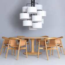 Die glasplatte aus sicherheitsglas hat einen in küche oder esszimmer kommt dieser moderne tisch rund mit beinen in aform besonders gut zur geltung. Esstisch Turntable O 160cm Von Zeitraum