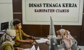 Lowongan kerja di sukabumi has 22,777 members. Di Saat Pandemi Jumlah Pencari Kerja Di Sukabumi Tinggi Republika Online