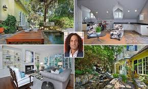 Kenny G Has Put His California Farmhouse On The Market For 4million Kenny G Beautiful Homes Farmhouse