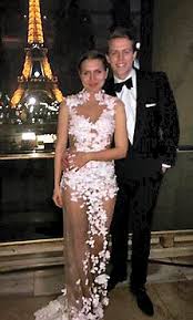 They have a daughter, viola (born 1992), and a son, carl (born 1997). Mads Mikkelsen Datteren Er Forelsket Billed Bladet