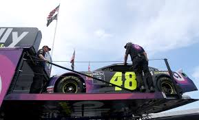 Although elon musk's '5 minute rule' seems very simple, it is very difficult to implement. Nascar Alex Bowman To Race Jimmie Johnson S Cup Car At New Hampshire