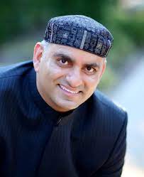 Pabrai's net worth is estimated to be about $150 million. Mohnish Pabrai On Fiat Chrysle Gurufocus Com
