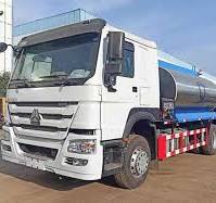 HOWO 20,000 Liters Water Tank Truck-Products-SINOTRUK