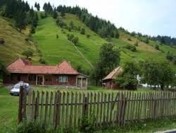 Am ales acest resort prin recomandare, pe când vechea conducere era în plina activitate, pe când existau oameni cu bun simț și respectuoși, din câte am înțeles. Moeciu De Sus Judetul Brasov Transilvania Bazinul Carpatic Romania