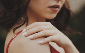 The shape of an oval nail mimics the shape of your finger, creating a fluid, elongating effect, rather than a square nail that creates a perpendicular line with your finger. Fake It Till You Make It Here S How To Have Long And Lean Fingers Like A Hand Model Her World Singapore
